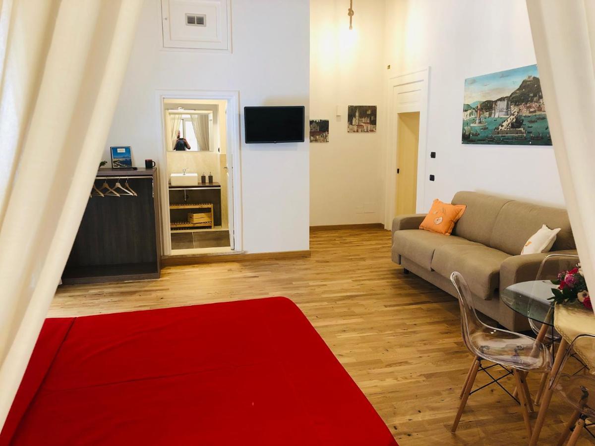 Domus Studio 25 Bed & Breakfast Neapol Zewnętrze zdjęcie