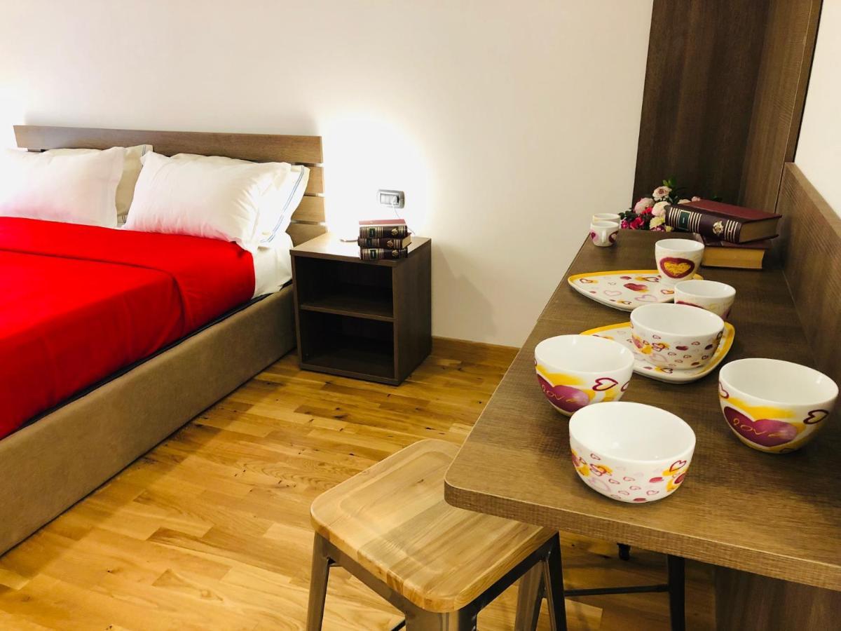 Domus Studio 25 Bed & Breakfast Neapol Zewnętrze zdjęcie